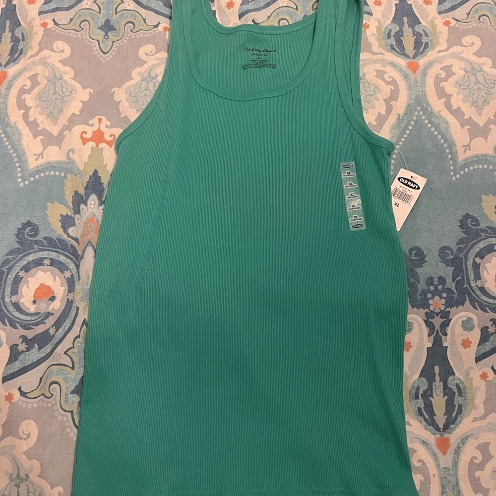 XL Old Navy - Green tank NWT